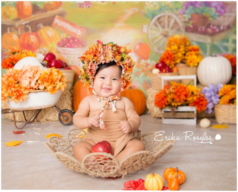 milestone-6-month-old-baby-girl-baby-photographer-the-bronx-studio